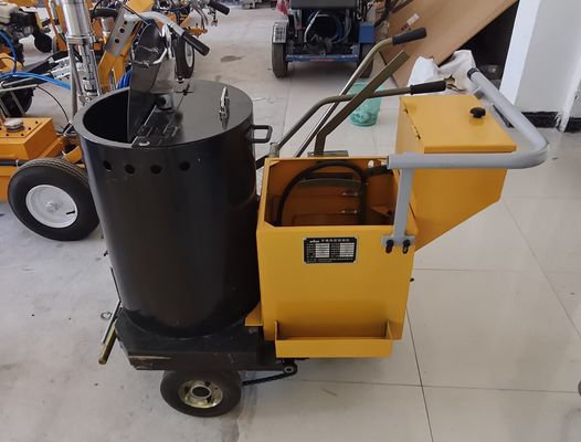 Máquina de marcação de linhas termoplásticas de empuxo manual com espessura de marcação de 3-5 mm