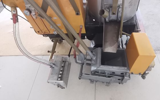 Máquina de marcação de linhas de estrada termoplástica a bateria para marcação convexa