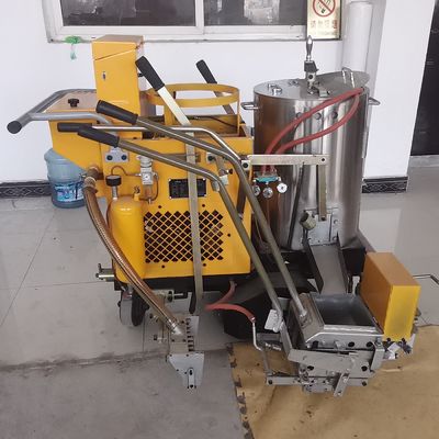 Máquina termoplástica de raspagem de pavimentos 3-5mm protuberância ajustável para marcação de linhas convexas