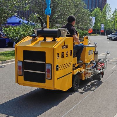 Capacidade do tanque de pintura de 400 kg Passageiro a conduzir Caminhão de marcação de estradas termoplástico para construção de estradas
