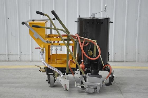 Máquina de Demarcação Rodoviária Termoplástica com Sapatas de Diferentes Tamanhos